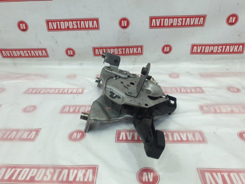 Педаль стояночного тормоза, 1000 рублей, Красноярск