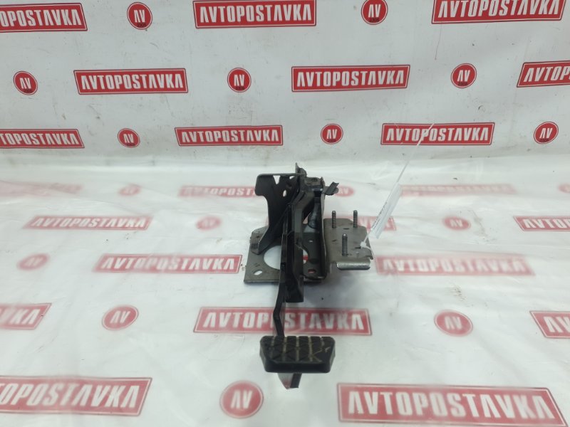 Педаль тормоза, 500 рублей, Красноярск