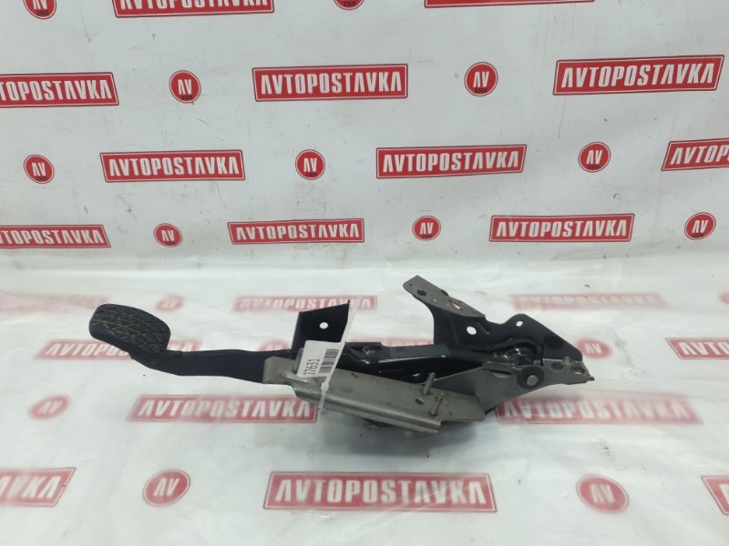 Педаль тормоза, 500 рублей, Красноярск