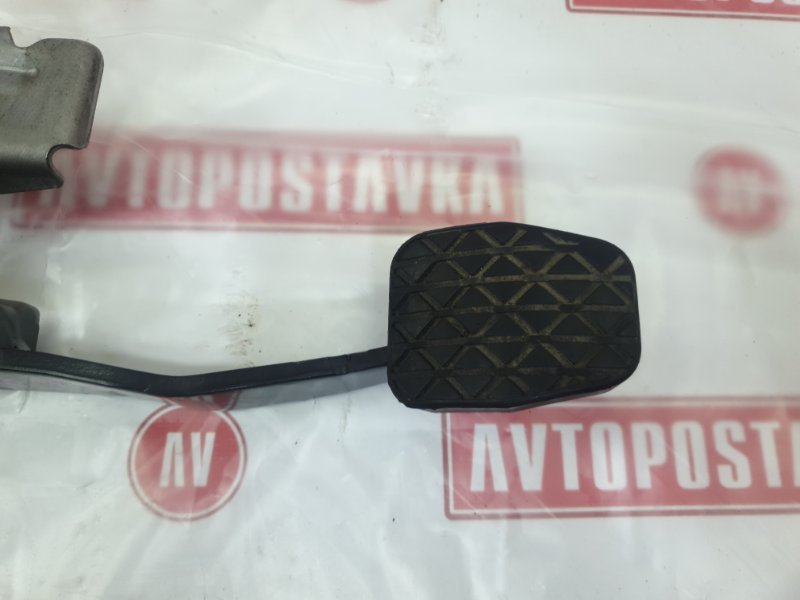 Педаль тормоза, 500 рублей, Красноярск