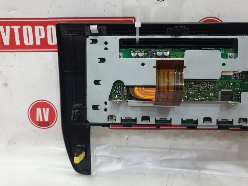 Дисплей, 2000 рублей, Красноярск