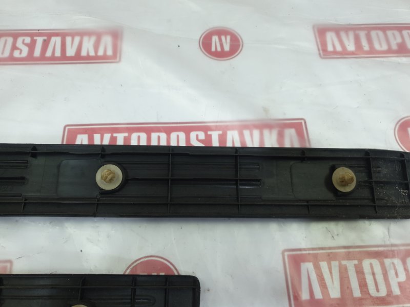 Накладка на порог салона, 500 рублей, Красноярск