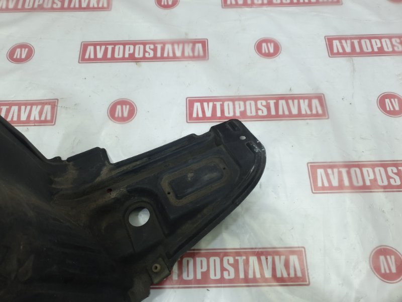 Подкрылок, 500 рублей, Красноярск