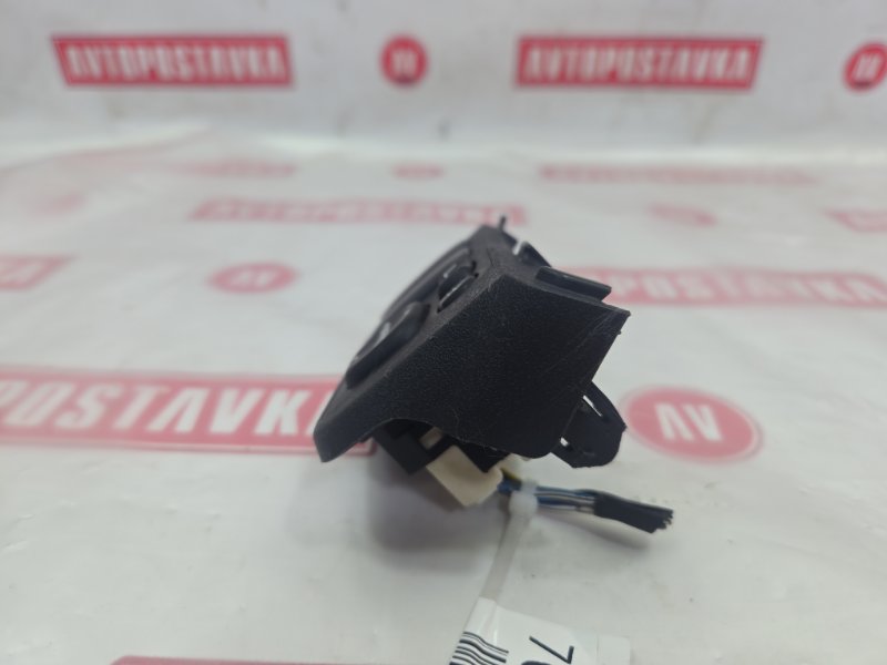 Блок управления зеркалами, 300 рублей, Красноярск