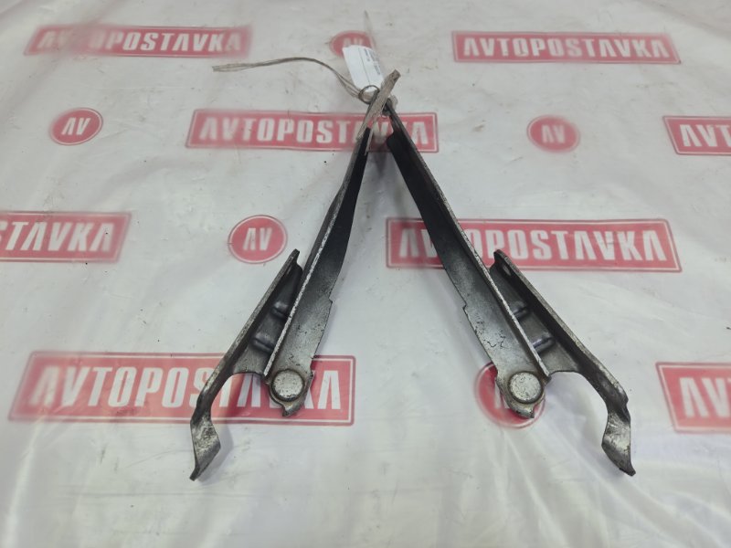 Петля капота, 200 рублей, Красноярск