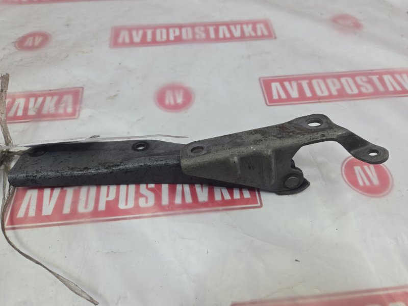 Петля капота, 200 рублей, Красноярск