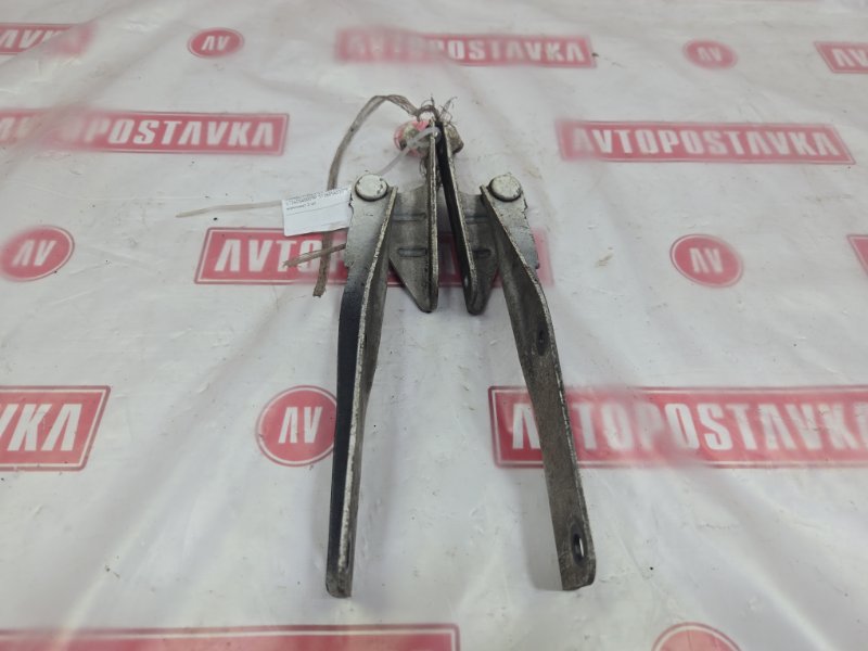 Петля капота, 200 рублей, Красноярск