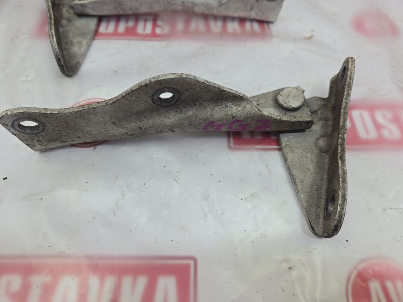 Петля капота, 300 рублей, Красноярск