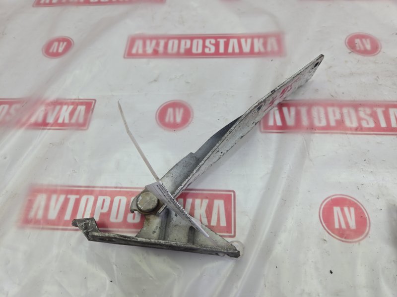 Петля капота, 200 рублей, Красноярск