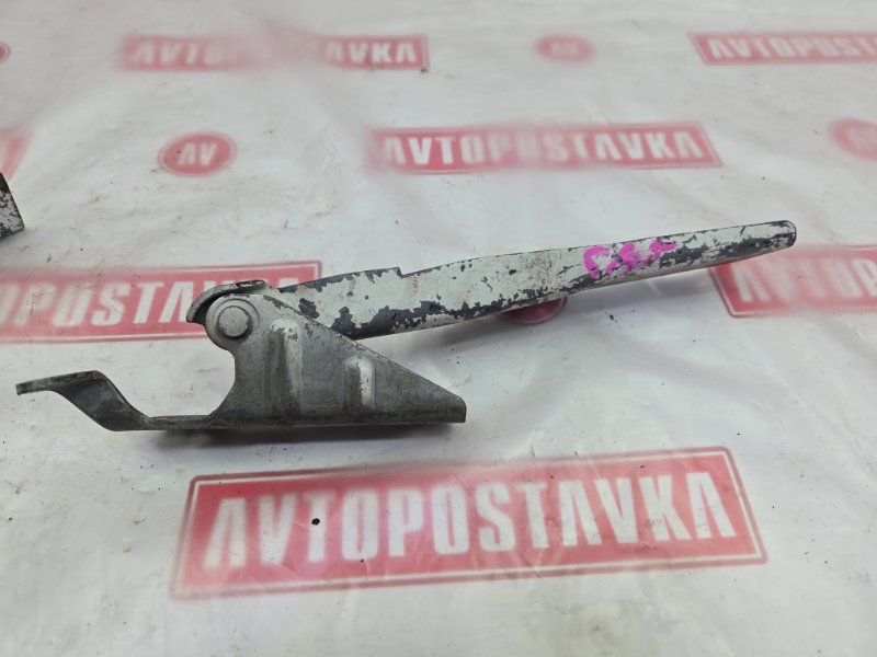 Петля капота, 200 рублей, Красноярск