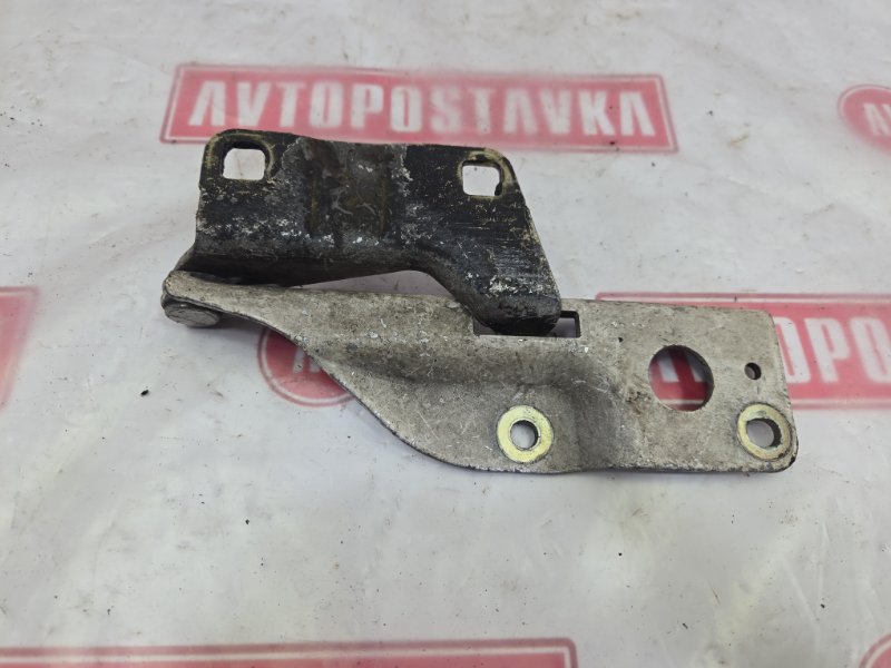 Петля капота, 100 рублей, Красноярск