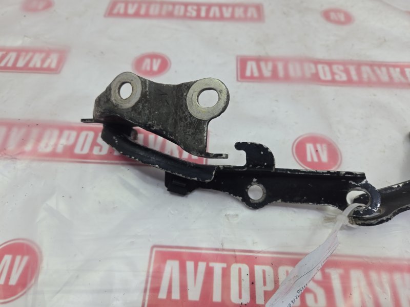 Петля капота, 500 рублей, Красноярск