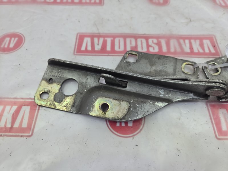 Петля капота, 100 рублей, Красноярск