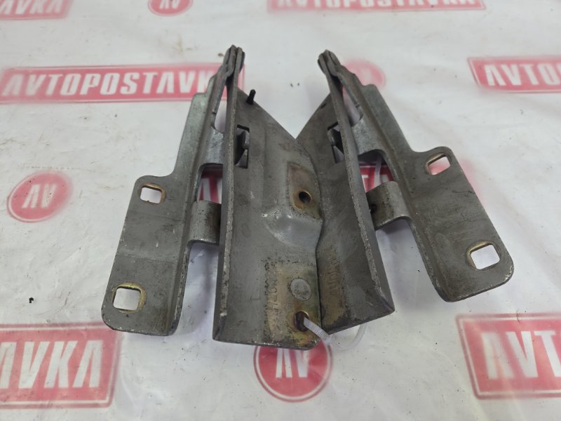 Петля капота, 200 рублей, Красноярск