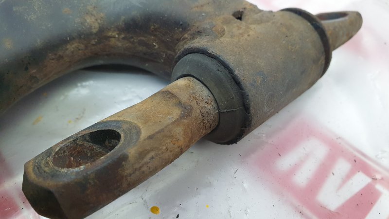 Рычаг подвески нижний, 1000 рублей, Красноярск