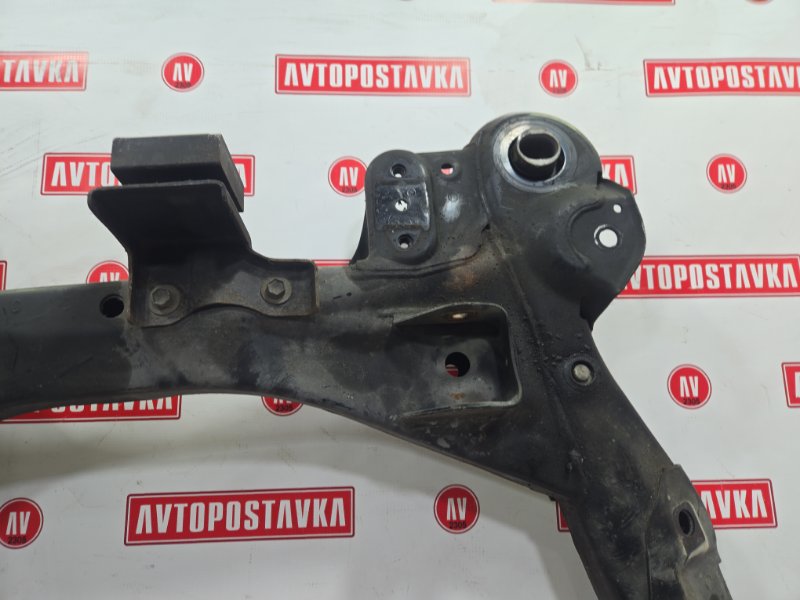 Подрамник поперечный, 4800 рублей, Красноярск