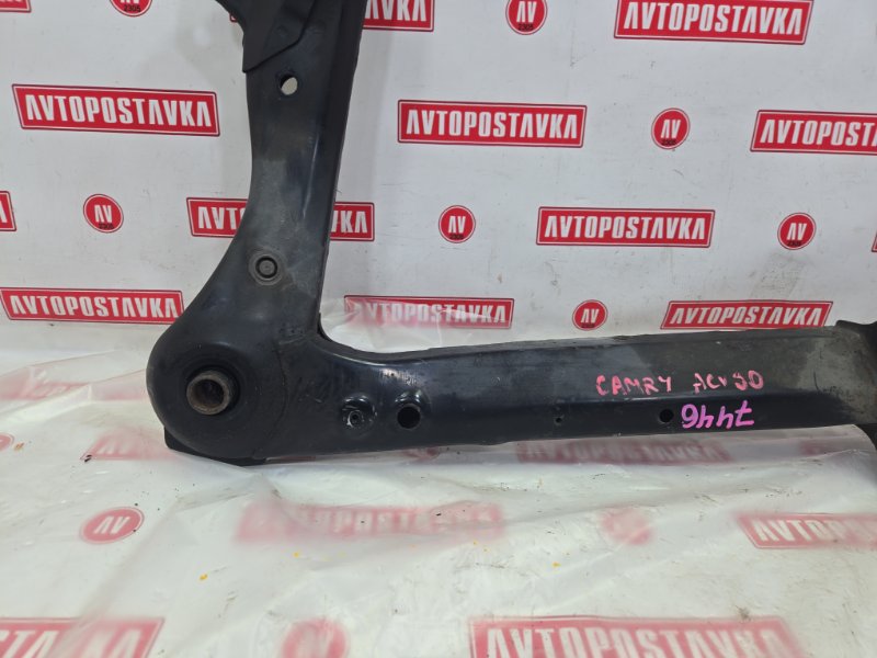 Подрамник поперечный, 4800 рублей, Красноярск