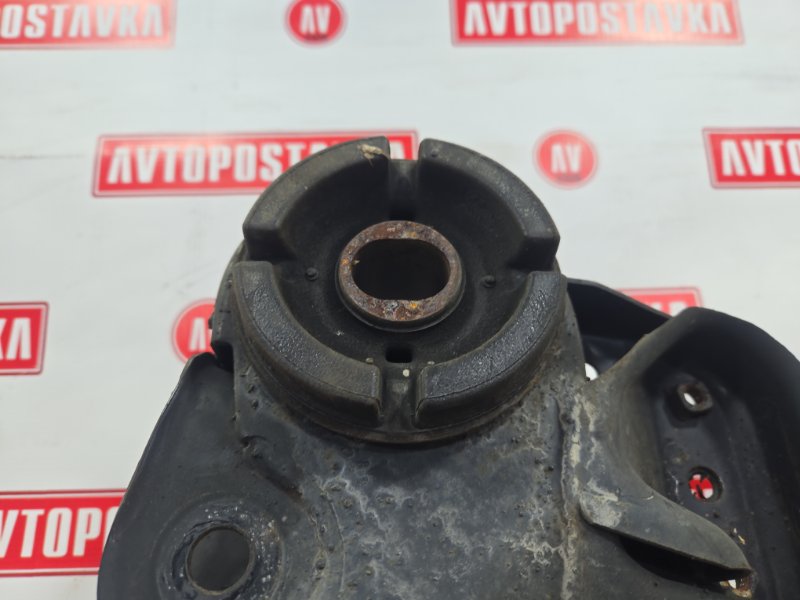 Подрамник поперечный, 4800 рублей, Красноярск