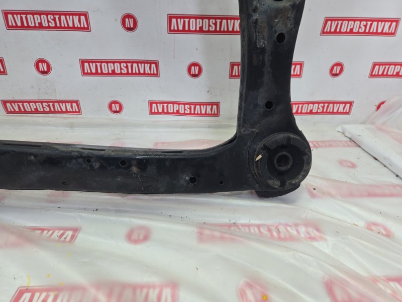 Подрамник поперечный, 4800 рублей, Красноярск