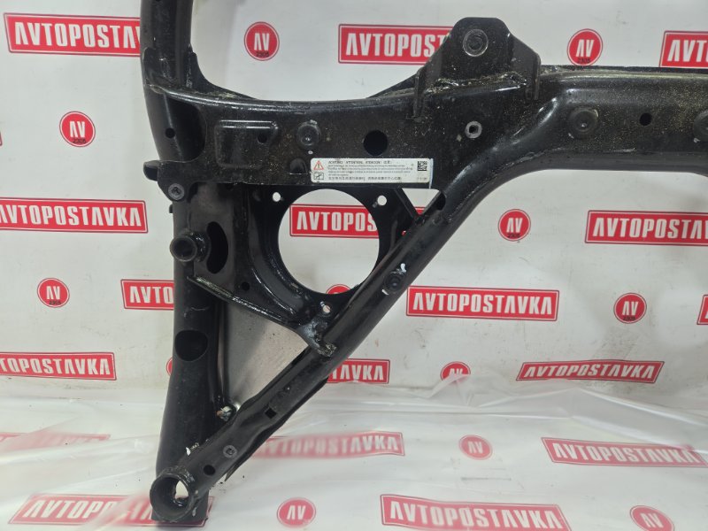 Подрамник поперечный, 3900 рублей, Красноярск