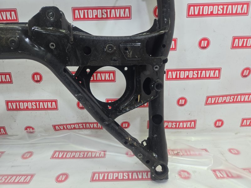 Подрамник поперечный, 3900 рублей, Красноярск