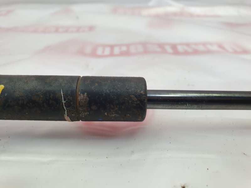 Амортизатор двери багажника, 500 рублей, Красноярск