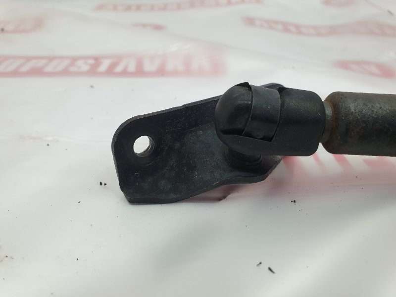 Амортизатор двери багажника, 500 рублей, Красноярск