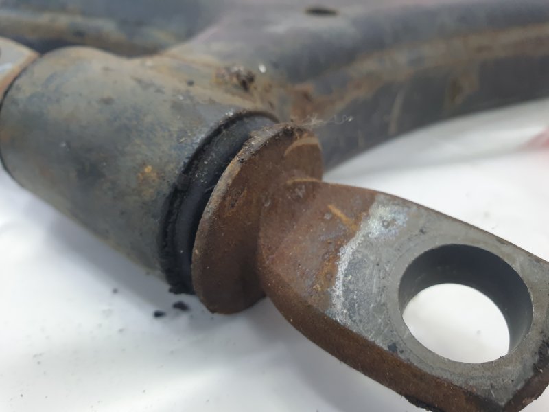 Рычаг подвески нижний, 1300 рублей, Красноярск