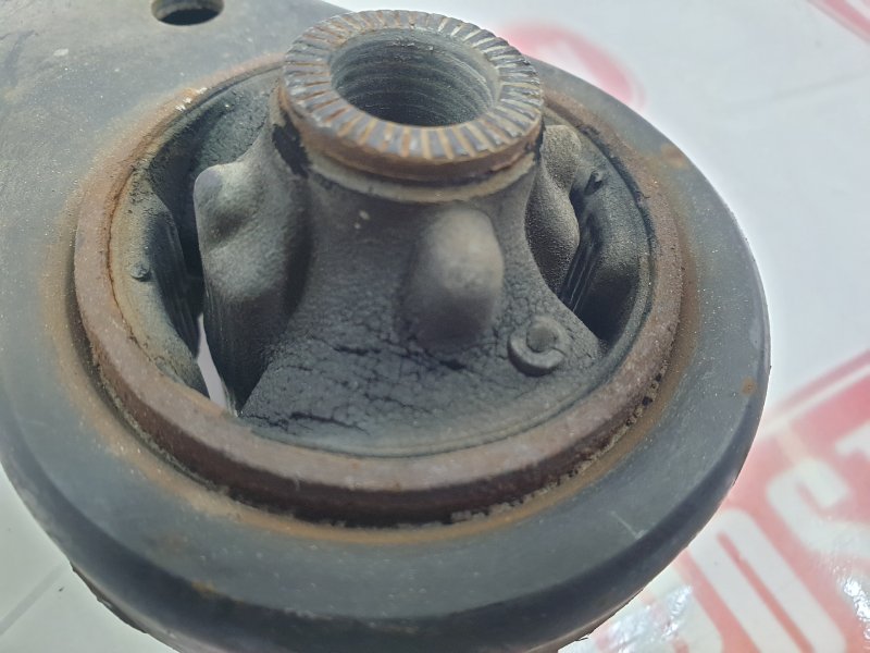 Рычаг подвески нижний, 1300 рублей, Красноярск