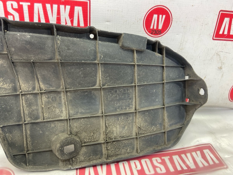 Подкрылок, 1400 рублей, Красноярск