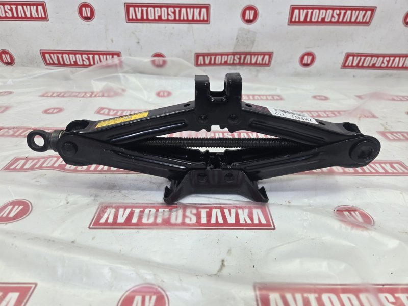 Домкрат, 2000 рублей, Красноярск