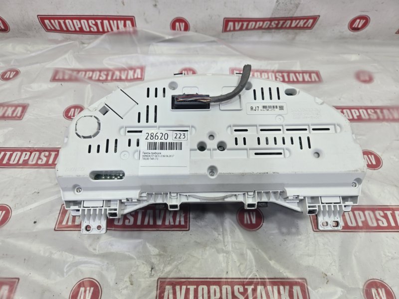 Панель приборов, 3000 рублей, Красноярск