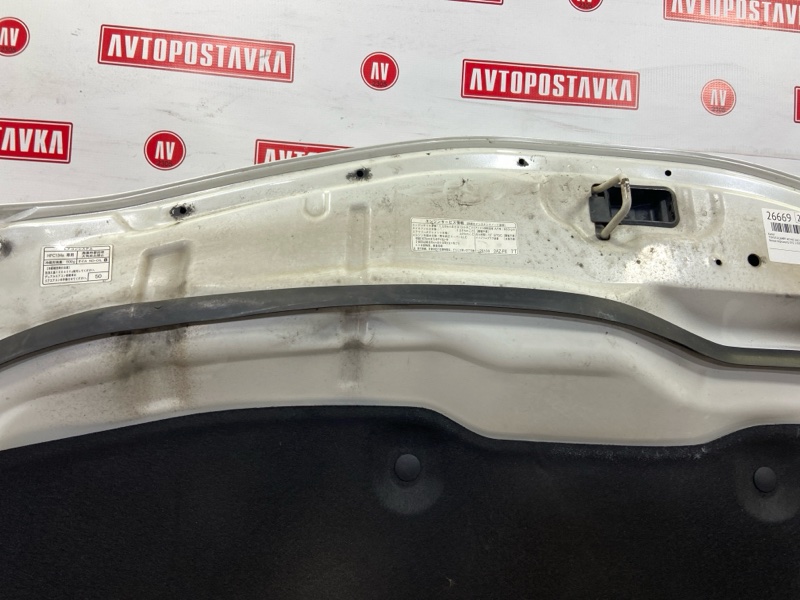 Капот, 21990 рублей, Красноярск