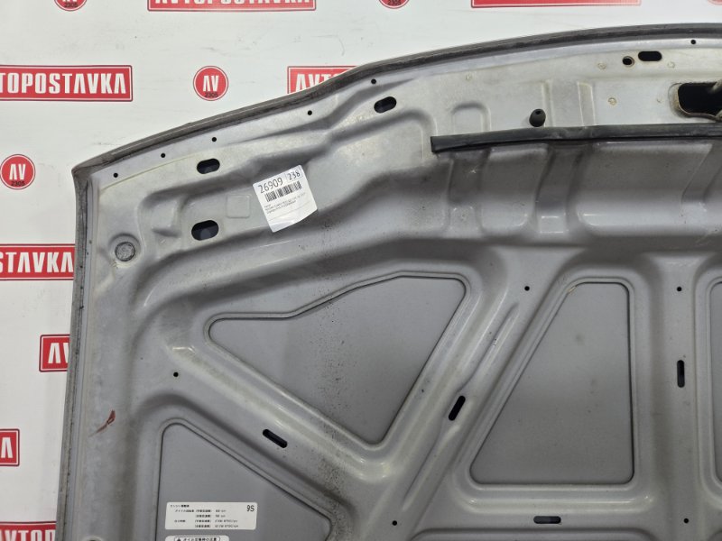 Капот, 9990 рублей, Красноярск