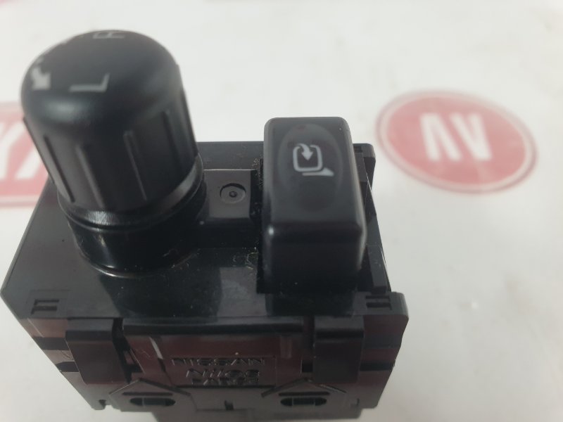 Блок управления зеркалами, 300 рублей, Красноярск