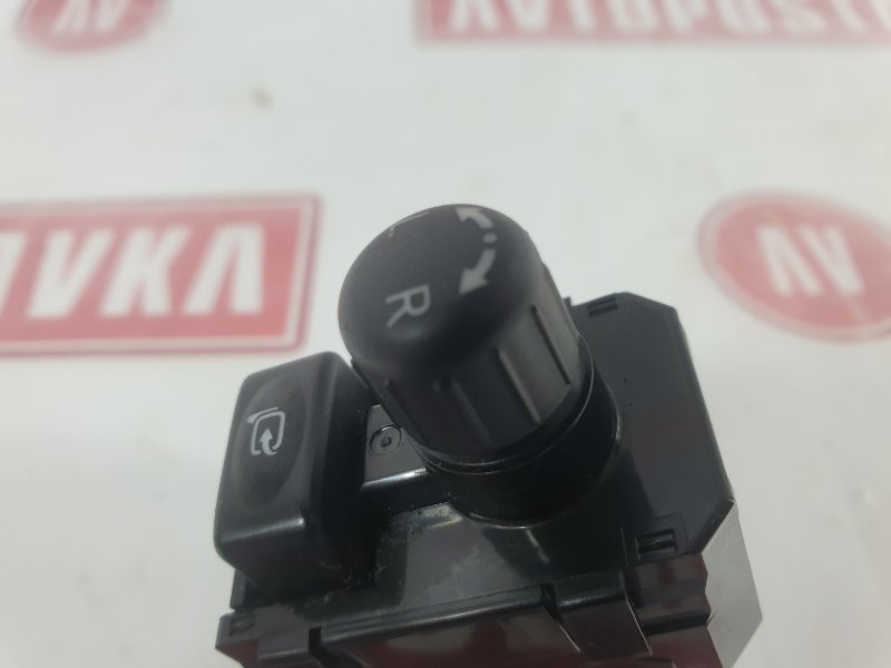 Блок управления зеркалами, 300 рублей, Красноярск