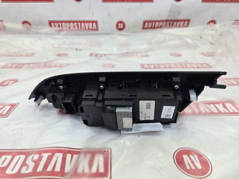 Блок управления стеклоподъемниками, 500 рублей, Красноярск