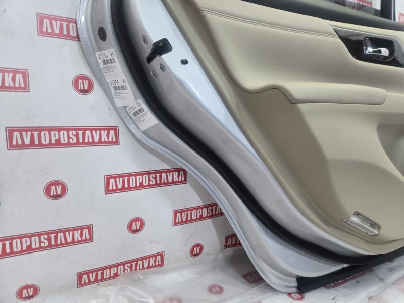 Дверь боковая, 11990 рублей, Красноярск