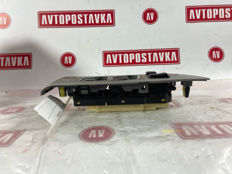 Блок управления стеклоподъемниками, 1000 рублей, Красноярск