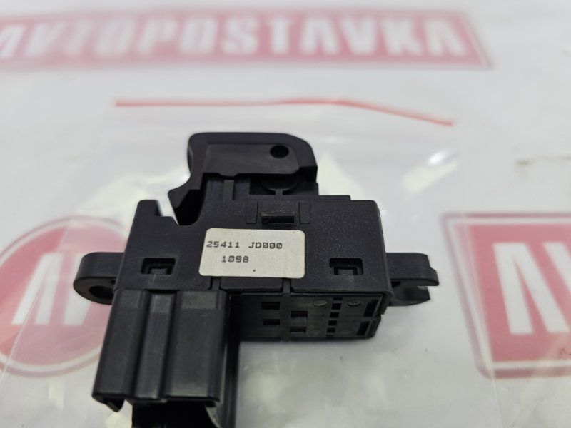 Блок управления стеклоподъемниками, 300 рублей, Красноярск