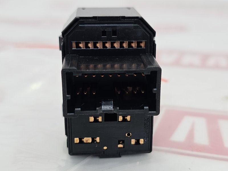 Блок управления зеркалами, 300 рублей, Красноярск