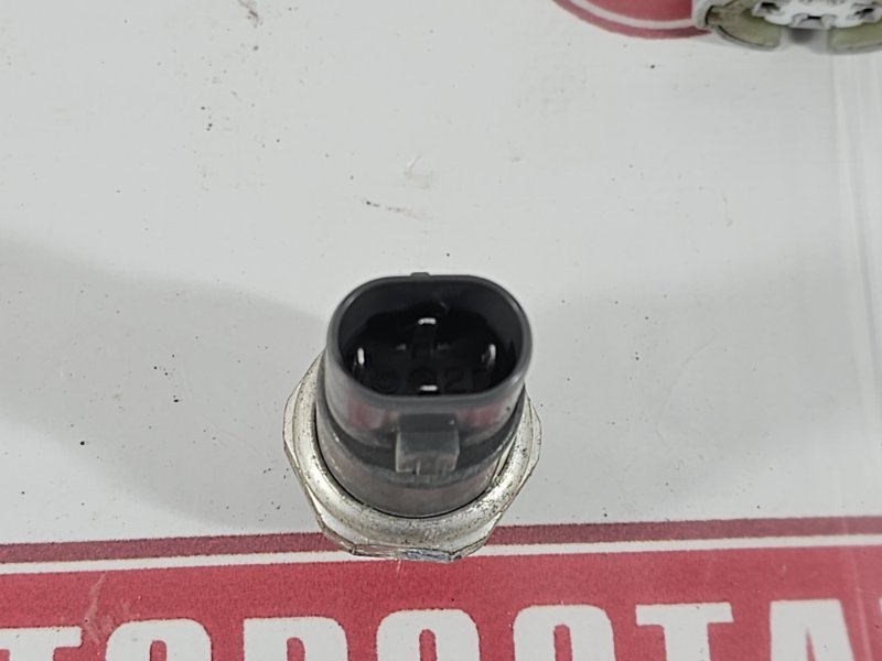 Датчик давления в системе кондиционирования, 500 рублей, Красноярск