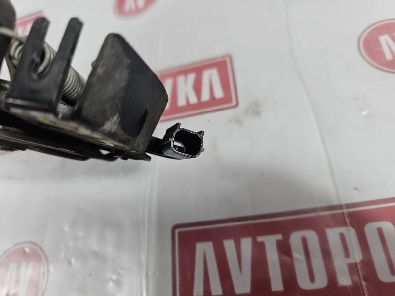 Замок капота, 500 рублей, Красноярск