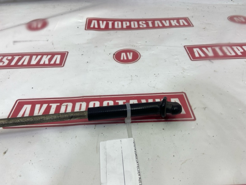 Держатель капота, 1000 рублей, Красноярск