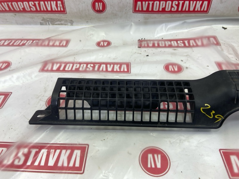 Накладка на решетку радиатора, 700 рублей, Красноярск