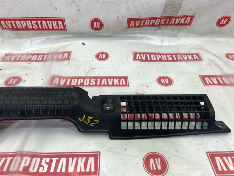 Накладка на решетку радиатора, 700 рублей, Красноярск