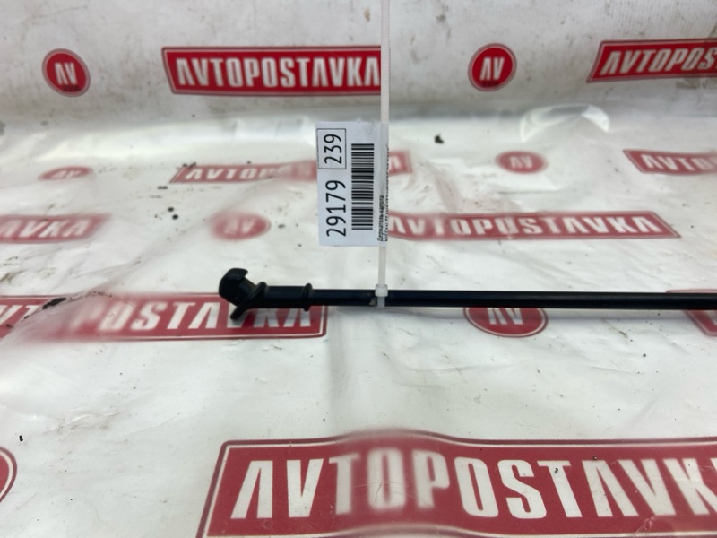 Держатель капота, 500 рублей, Красноярск