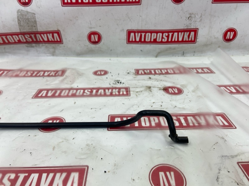 Держатель капота, 500 рублей, Красноярск