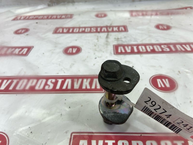 Болт развальный, 500 рублей, Красноярск