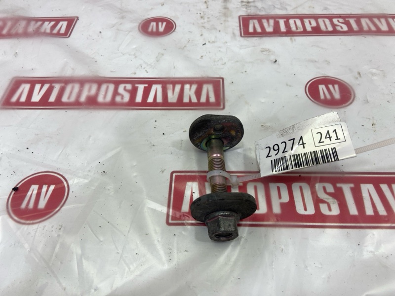 Болт развальный, 500 рублей, Красноярск